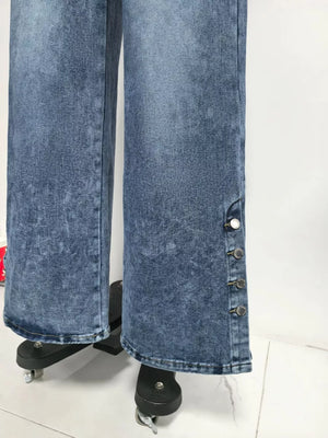 Wide-leg denim jeans in blue with button accents on the side hem