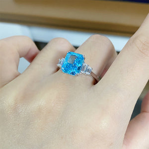 ring in silver with geometric and zircon stones