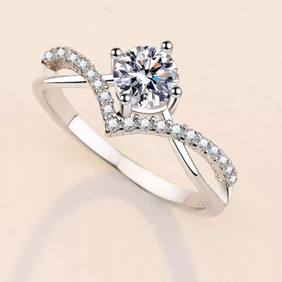 Moissanite 925 Sterling Silver V-shape Ring in clear with moissanite stone