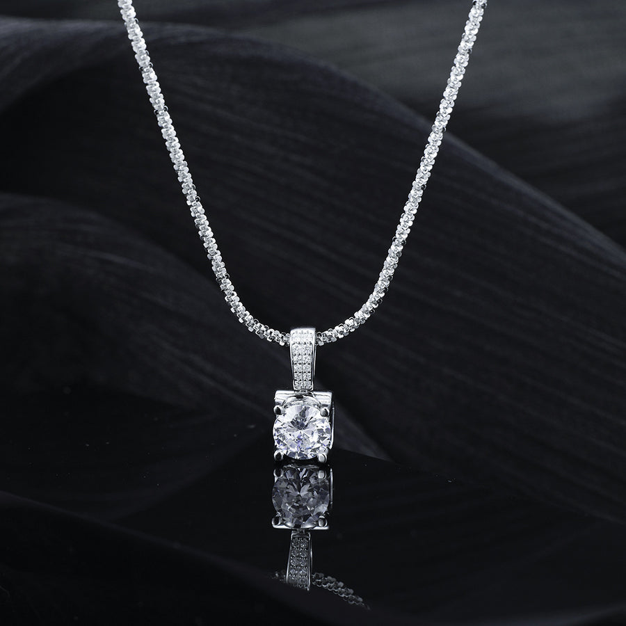 925 Sterling Silver Zircon Pendant Necklace in silver with pendant