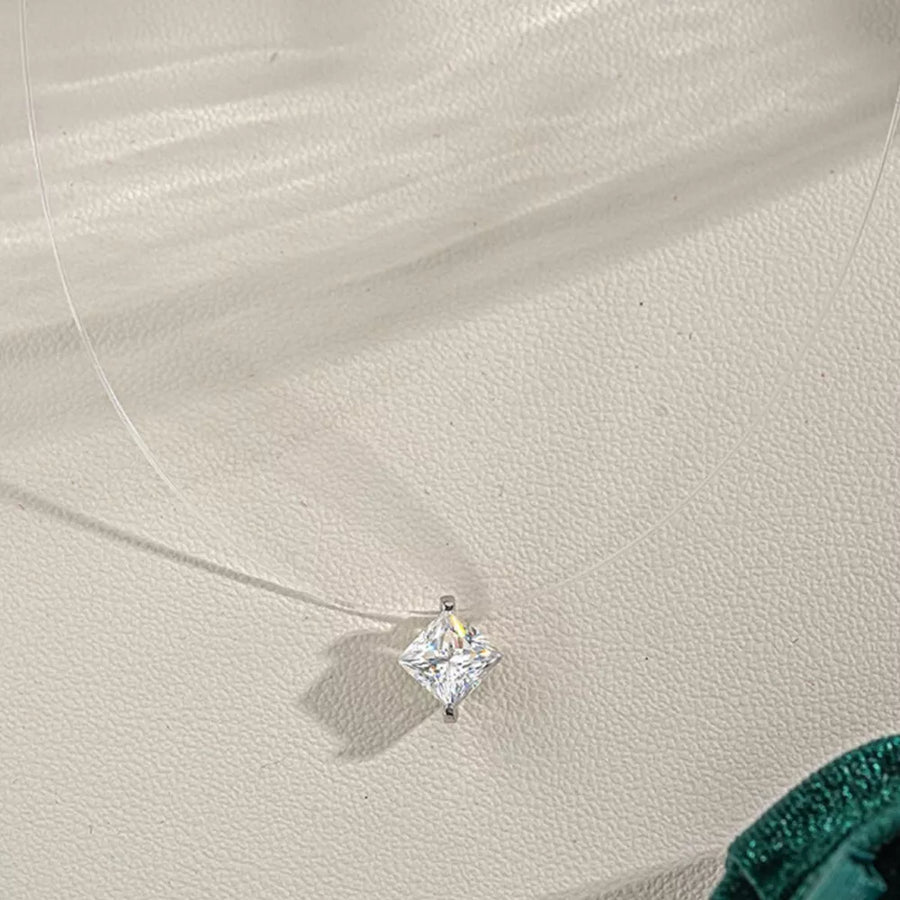 925 sterling silver,Moissanite Carat weight: 1ct Care instructions: Avoid wearin necklace in Silver with n/a silhouette