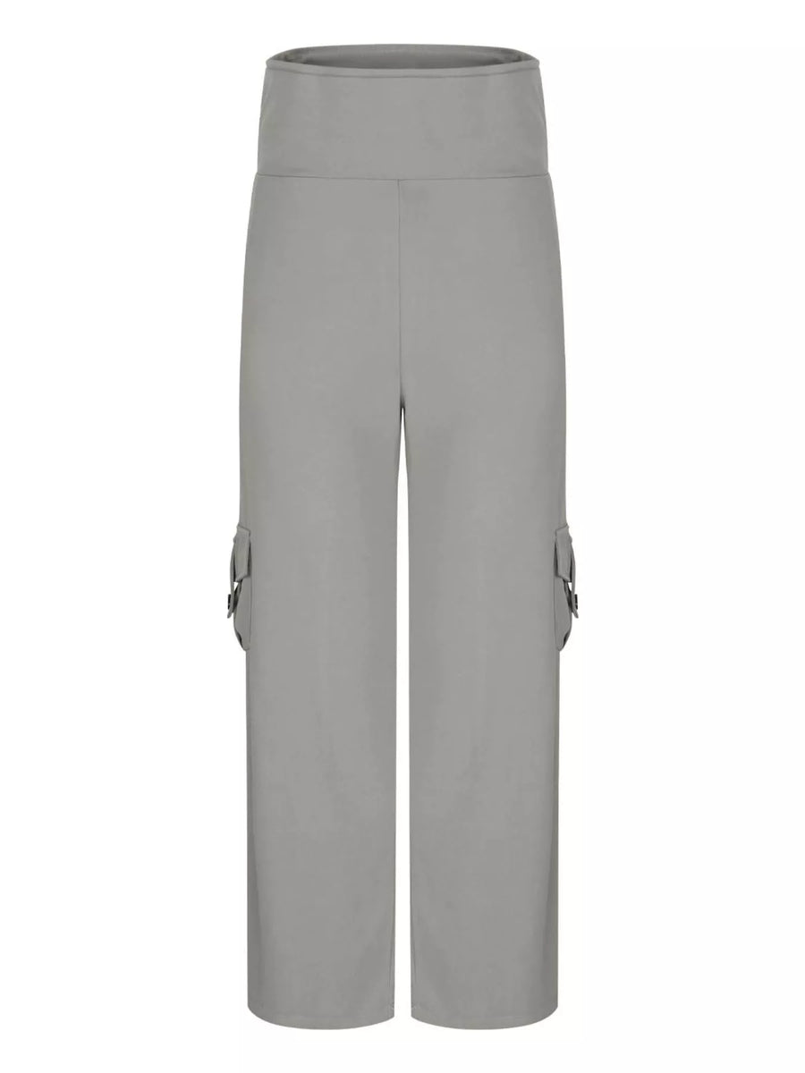 Gray pocketed high-waisted yoga pants with a flared silhouette