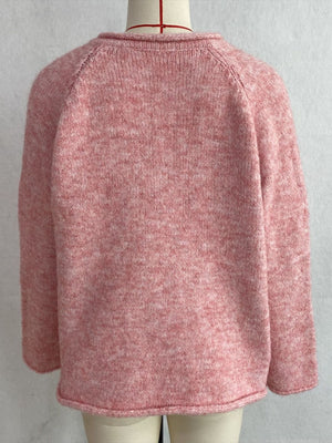 v-neck sweater in Wine Red