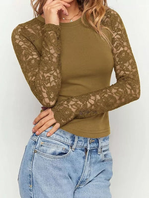 100% polyester Care instructions: Machine wash cold t-shirt in Olive with fitted silhouette