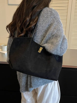 tote in black