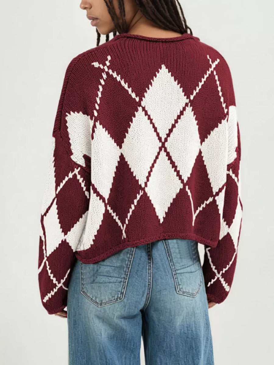 Argyle Pattern Knit Dropped Shoulder Sweater in Black with ribbed cuffs