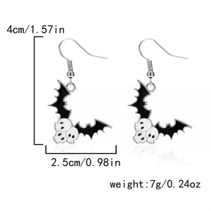 ACCESSORIES in white with bat and skull motif and drop design