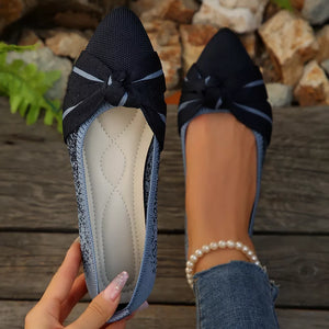 Point Toe Slip-on Flats in black