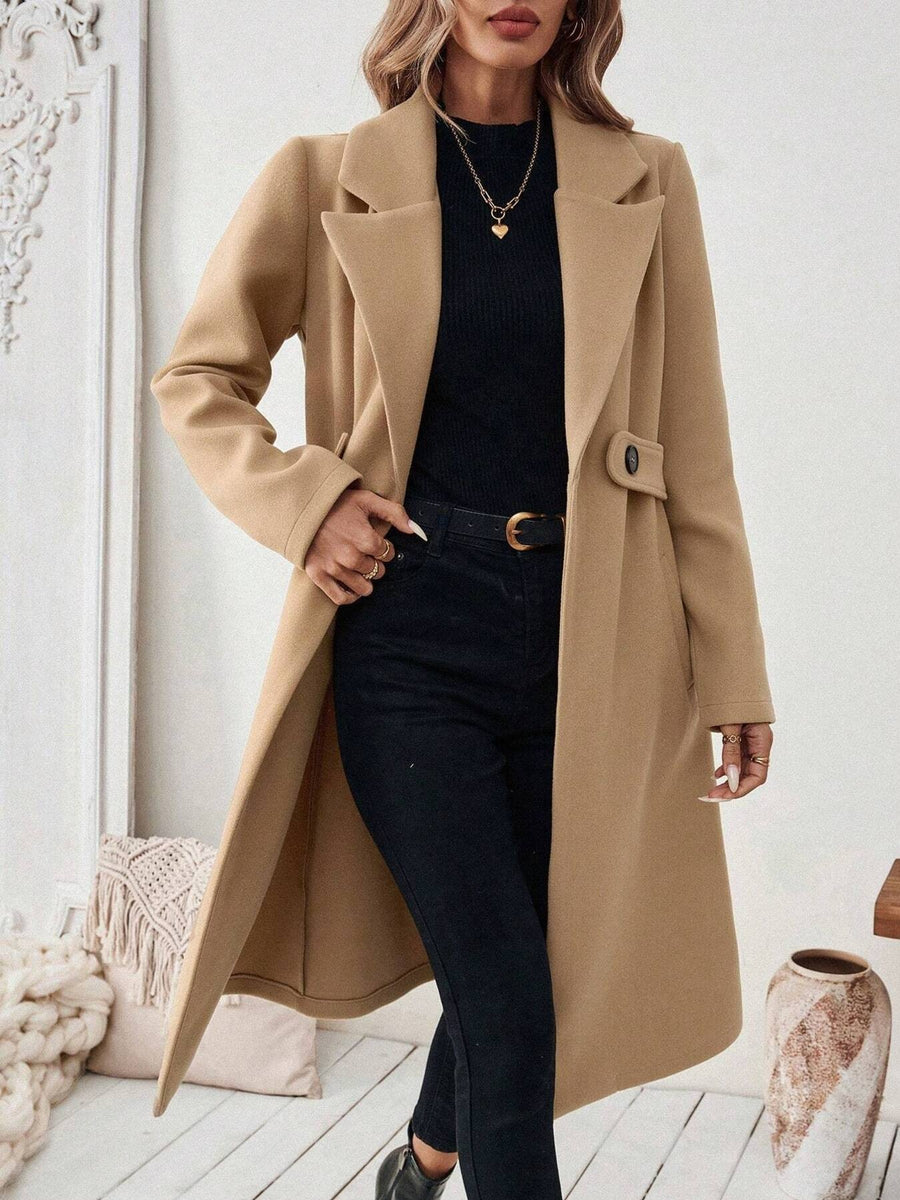 overcoat in camel featuring pocketed and straight fit