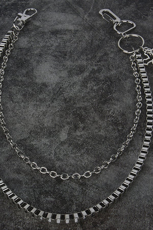 Silver geometric chain waist accessory with multiple chains and a lobster clasp.