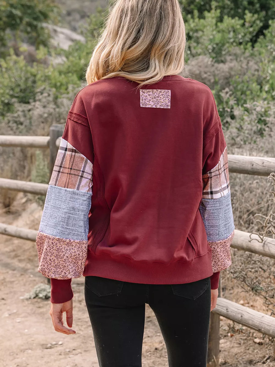 Plaid Colorblock Patchwork Sleeve Sweatshirt in Burgundy