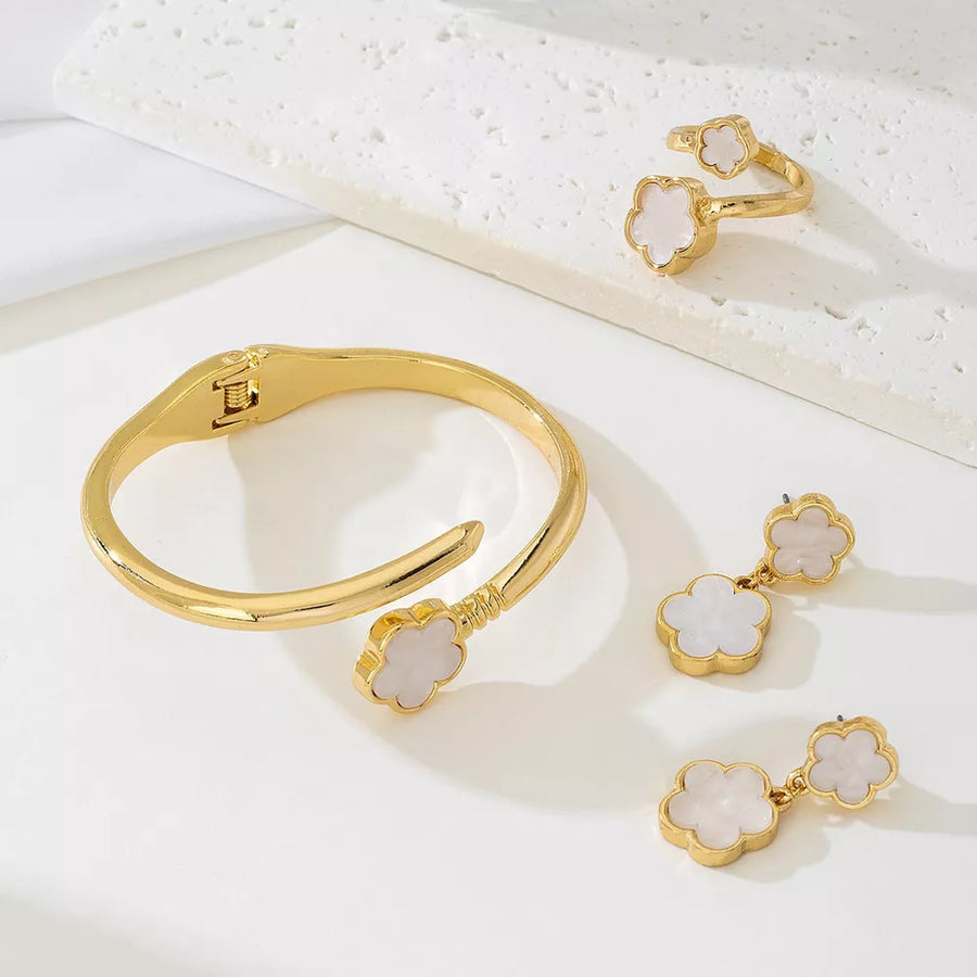 18K Gold-Plated,Alloy,Acrylic Care instructions: Avoid wearing during exercise, jewelry set in Gold with sculptural