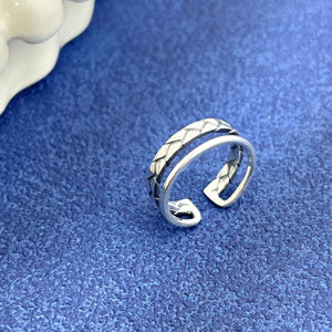 ring in silver featuring open cuff and fitted fit