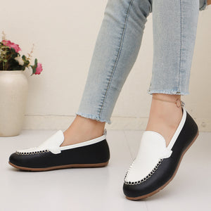 PU Leather,Rubber Imported Size &amp slip-ons in 黑红 with flat silhouette