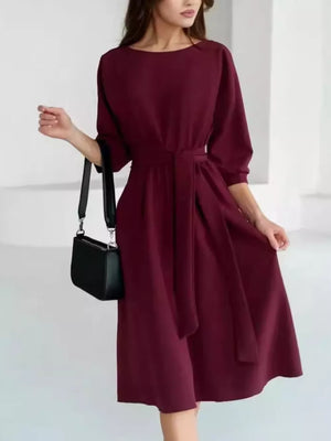 Elegant Belted Waist Midi Dress in Blue