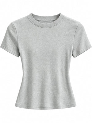 t-shirt in Black with crew neck and short sleeve