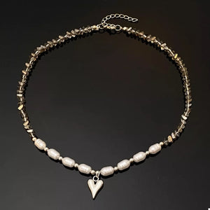 necklace in Style B with pendant and choker
