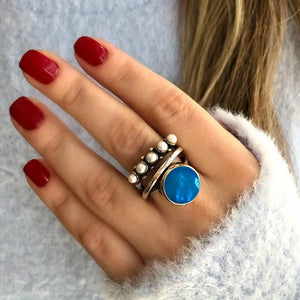 Pearl cluster trilogy ring with blue stone, silver alloy band, stackable ring