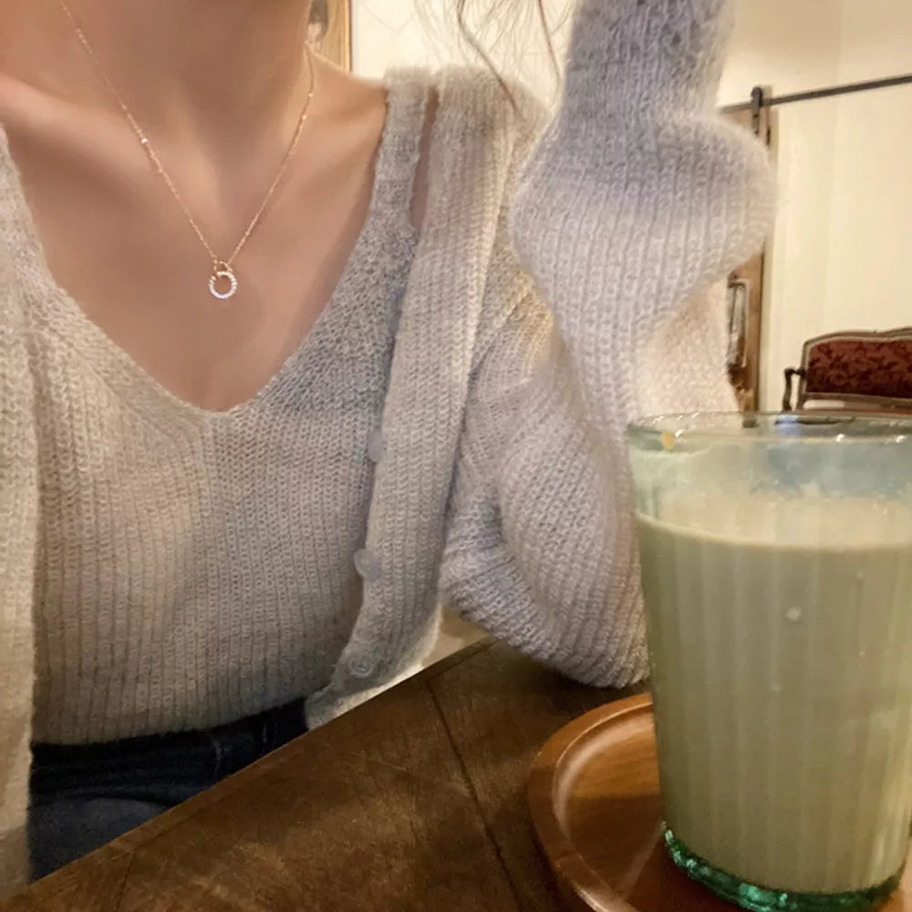 18K Gold-Plated,925 sterling silver,Zircon Care instructions: Avoid wearing duri necklace in Gold with regular silhouette