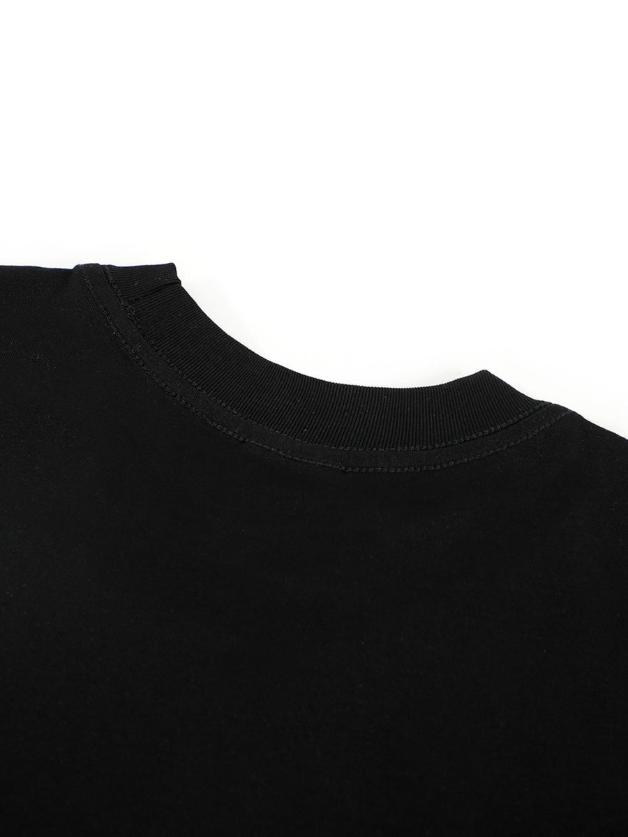 black t-shirt with hip-length and pullover