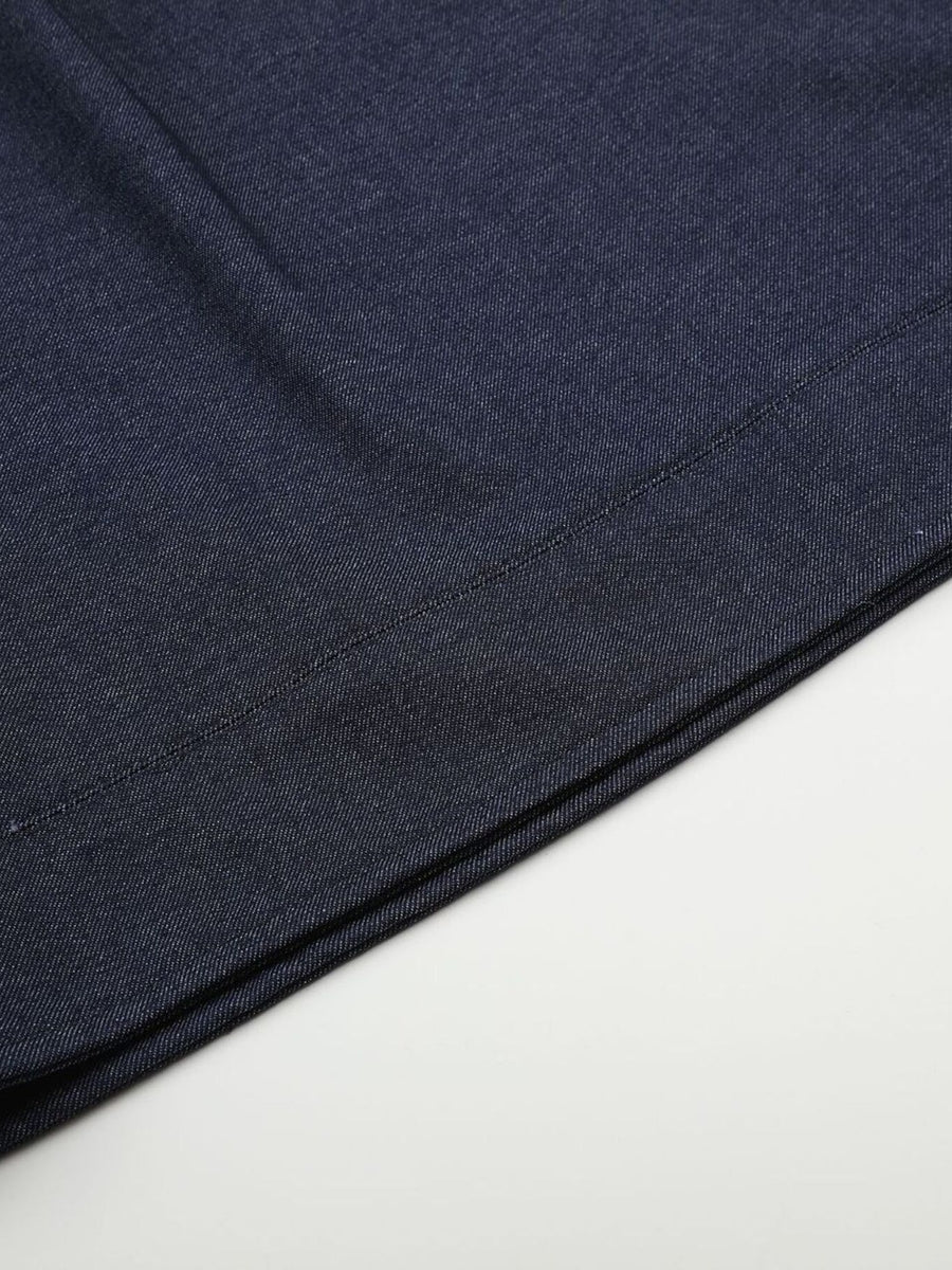 pants in indigo with pleated front and capri