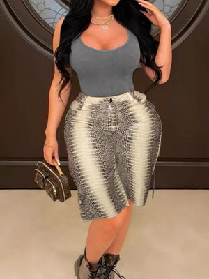 Ivory White Snake Print High-waisted Capris