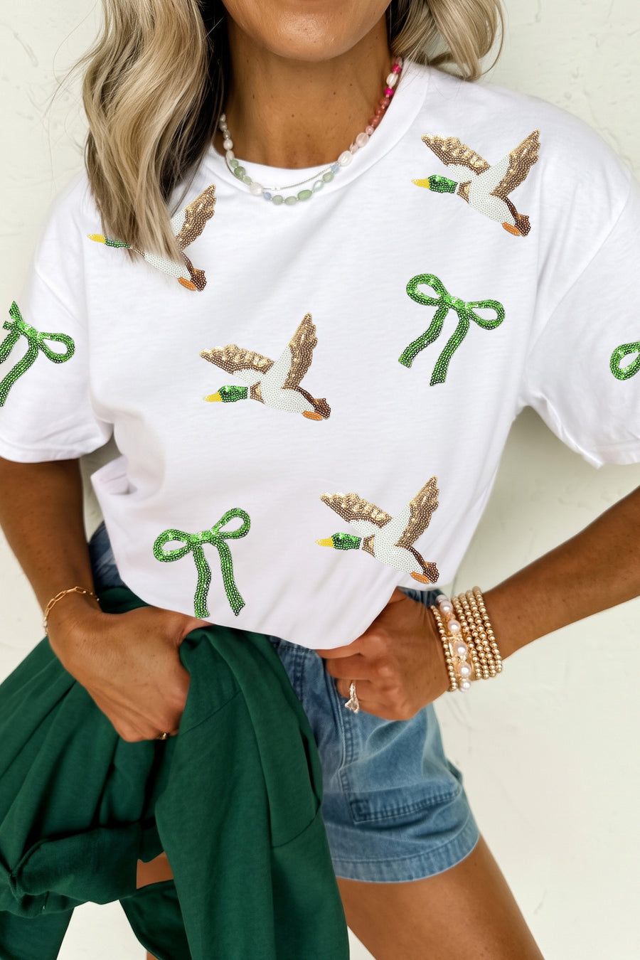 white regular t-shirt with crew neck