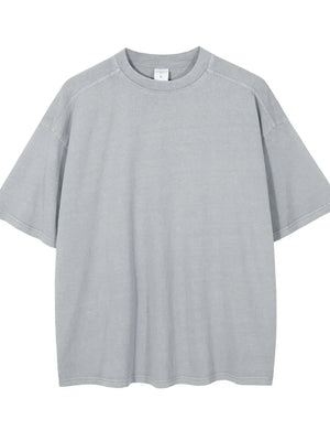 Oversized washed cotton t-shirt in gray with a crew neck and short sleeves.