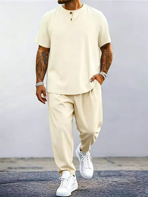 Men's Plus Size Casual Short Sleeve Top And Pants Set in Black