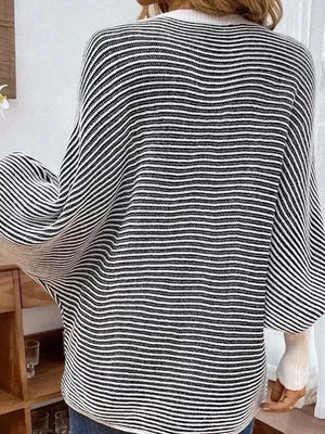 v-neck sweater in Black with striped and ribbed