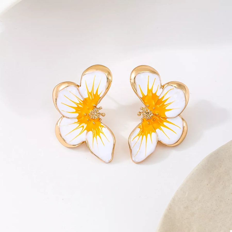 18K gold-plated stud earrings with white and orange flower design