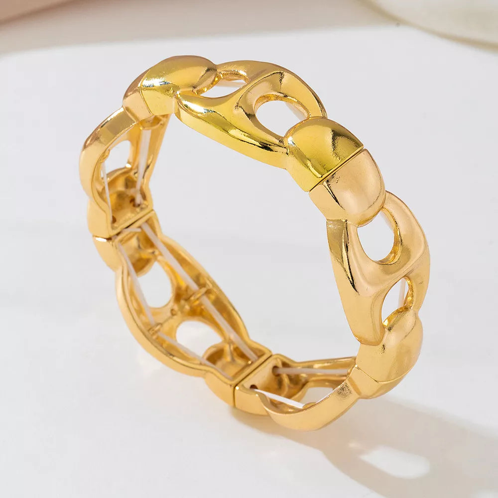 18K Gold-Plated,Alloy Care instructions: Avoid wearing during exercise, as sweat bracelet in Gold with regular silhouette