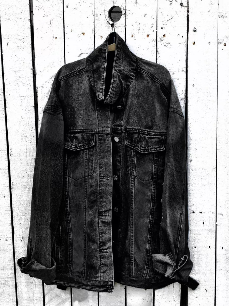 95%cotton,5%spandex Care instructions: Machine wash cold denim jacket in Black with oversized silhouette
