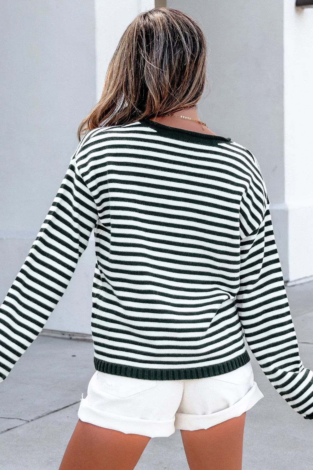 pullover sweater in white