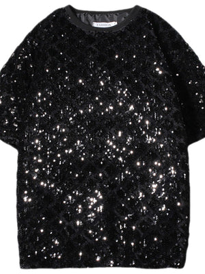Men's black sequin round neck t-shirt with short sleeves.