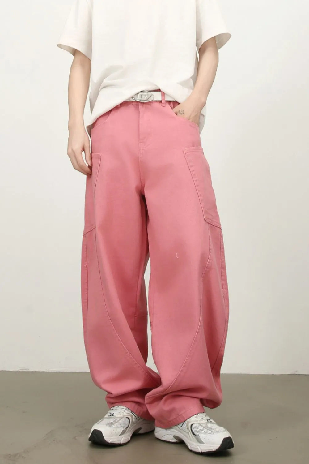 Sculpted pocket detail wide leg trousers in dusty pink, casual breathable pants.