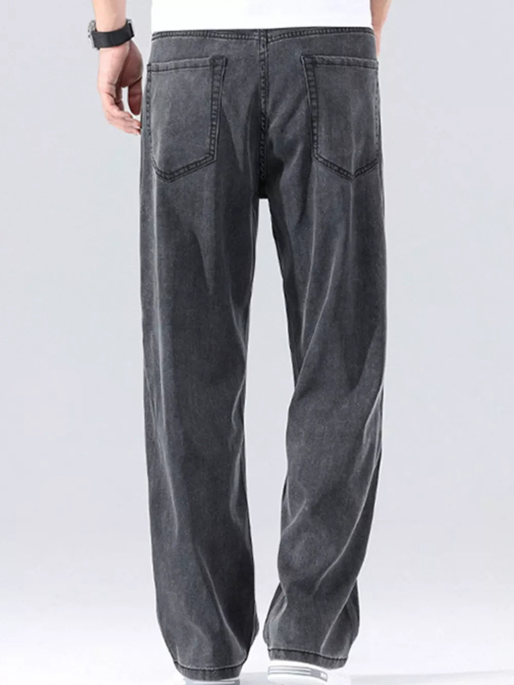 Light Men's Loose Fit Washed Jeans