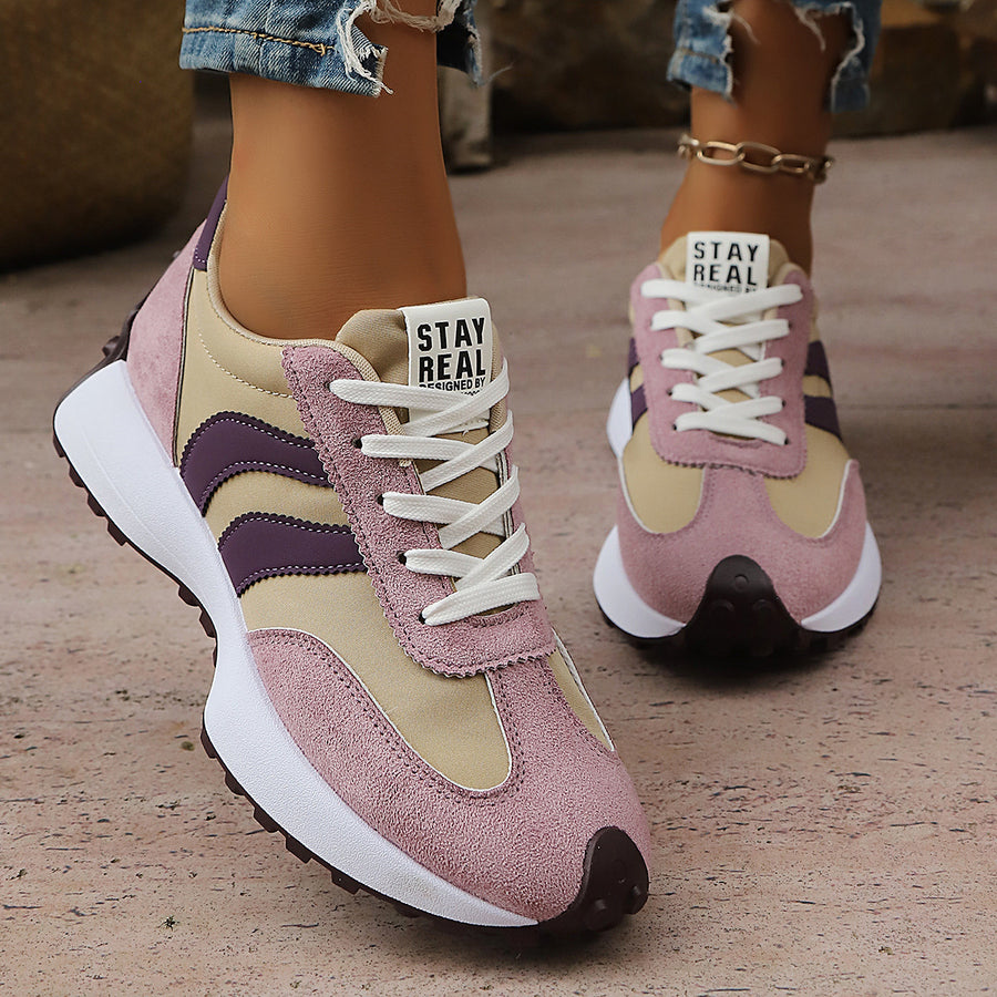 Brown sneakers with lace-up and striped