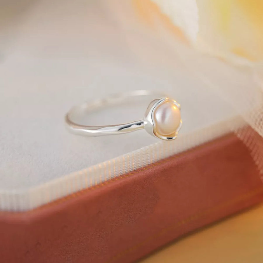 Freshwater Pearl,925 sterling silver Care instructions: Avoid wearing during exe ring in Silver with n/a silhouette