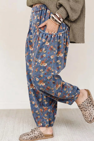 Medium with Floral Print Relaxed Fit Jeans in Medium
