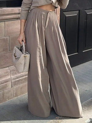 Wide-leg Pleated Pants in Khaki