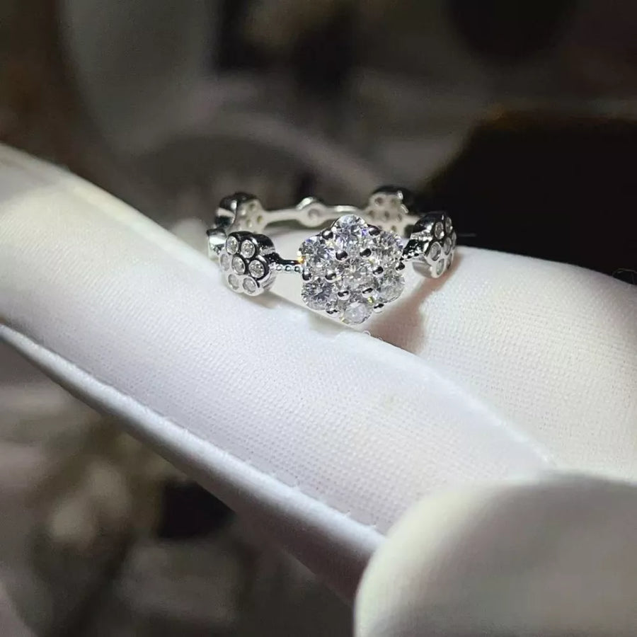 Platinum-Plated,925 sterling silver,Moissanite Care instructions: Avoid wearing ring in Silver with fitted silhouette