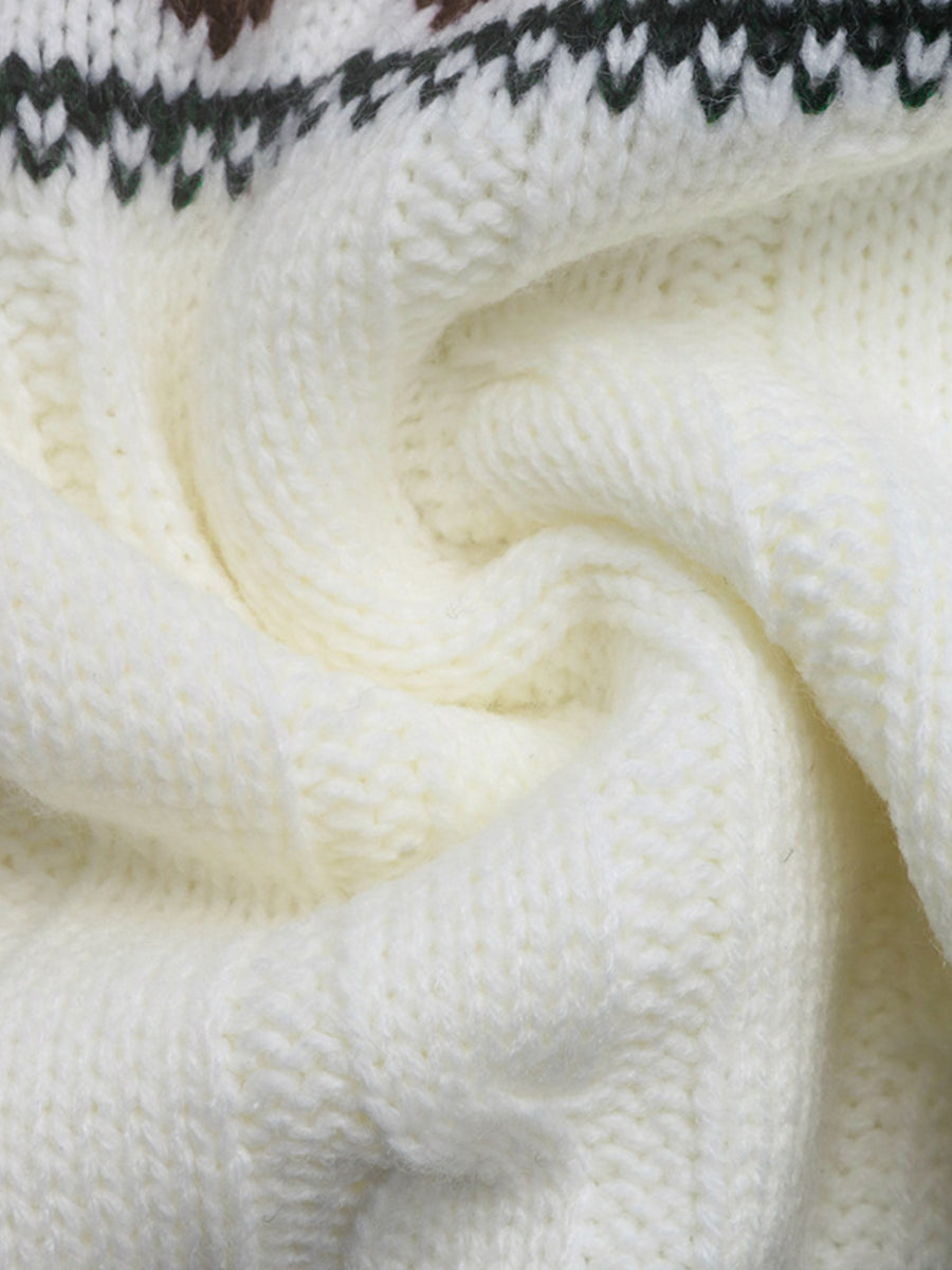 pullover sweater in ivory with cable-knit and hip-length