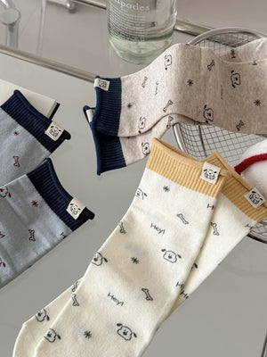 socks featuring cartoon-print in Khaki with cotton Imported Size &amp texture