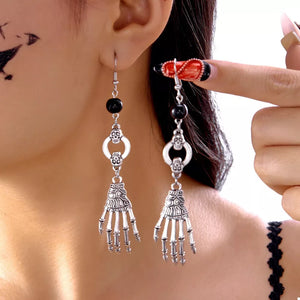 earrings in silver featuring drop earrings and straight fit