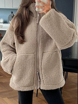 Black-Ribbed relaxed sherpa jacket with mock neck