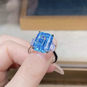 925 sterling silver, Growing high-carbon diamonds Care instructions: Avoid weari ring in Cerulean with fitted silhouette