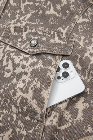denim jacket in khaki with buttoned and hip-length