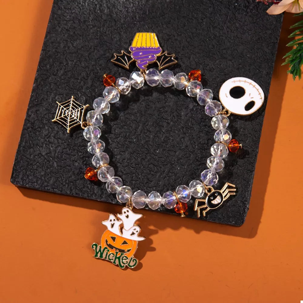 bracelet in clear featuring beaded and fitted fit