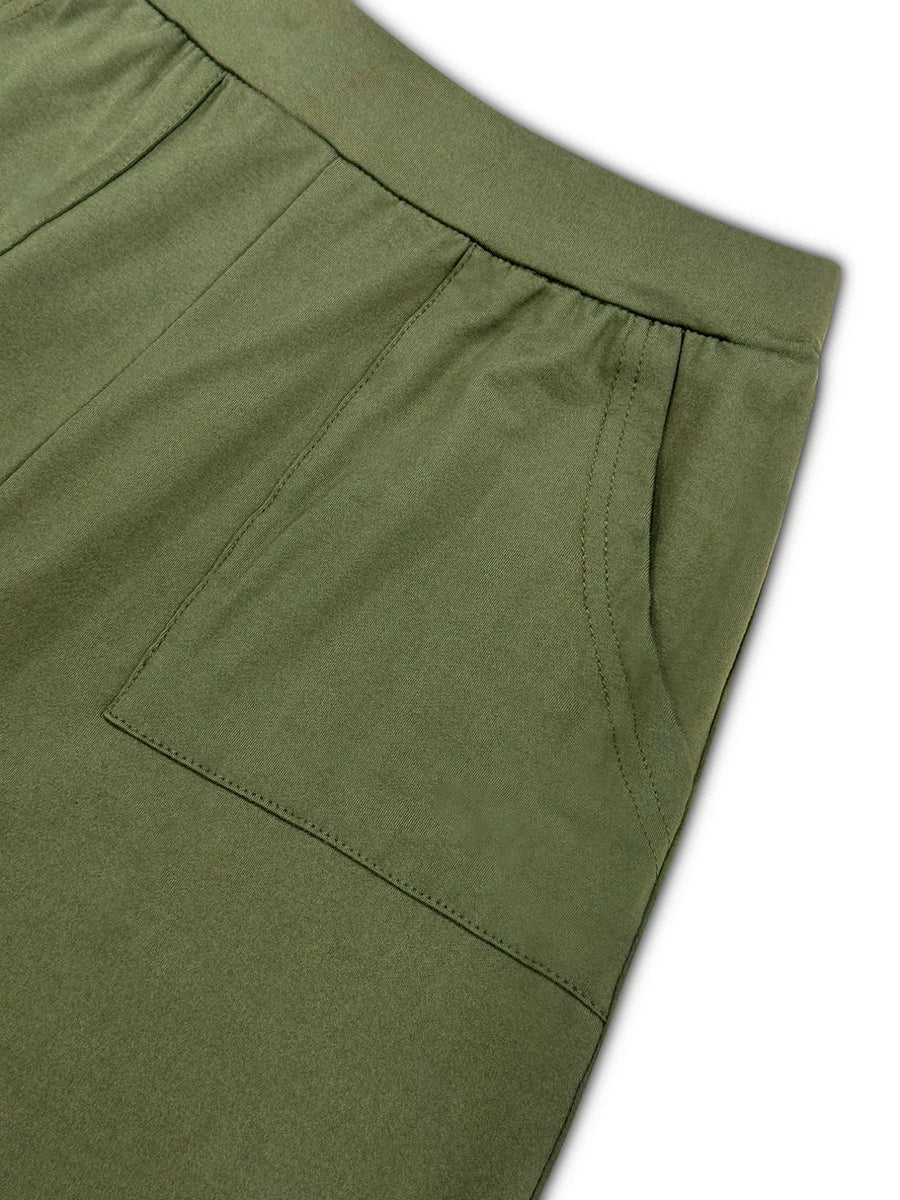 Moss green lounge pants with elastic waistband and patch pocket detail